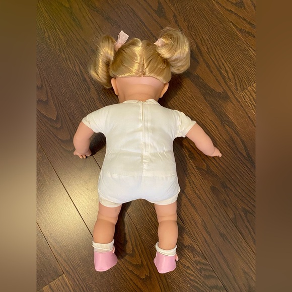 Aria Elegance Doll 17” Blonde Doll, Made in Spain - Picture 6 of 10